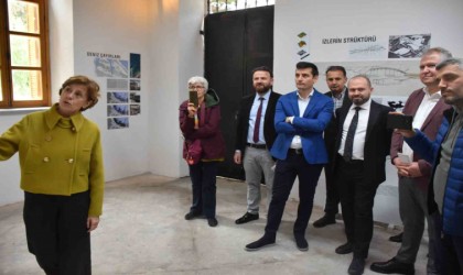 İzmirde mimarlık öğrencilerinin Karantina Adası projeleri sergilendi