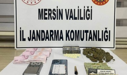 Mersinde 5 kişi çok miktarda uyuşturucu ile yakalandı