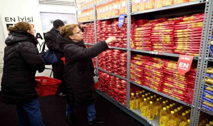 Şişli Belediyesinin Gezici Kent Market aracı yola çıktı