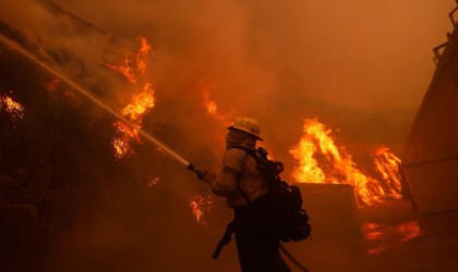 ABDnin California eyaletinde yangın paniği