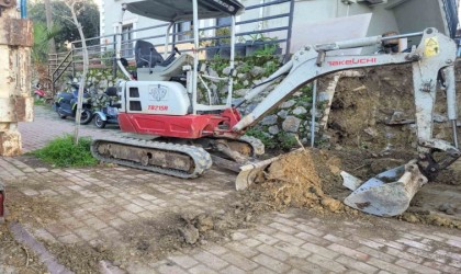 Ağaç budarken fenalaştı, hastanede hayatını kaybetti