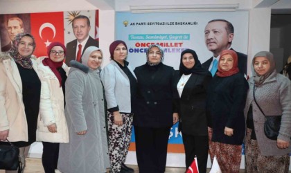 AK Parti Seyitgazi Kadın Kollarında devir teslim töreni