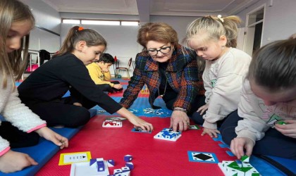 Başkan Çelik çocuklarla eğlenceli vakit geçirdi