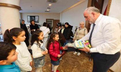 Başkan Sandıkçı: Her daim çocuklarımızın ve gençlerimizin yanında olmaya devam edeceğiz