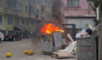 Çöpe atılan soba külü yangına sebep oldu