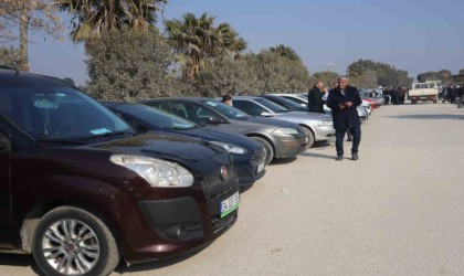 Dönüş hazırlığındaki Suriyelilerin araçlarını piyasanın altında satmak istemeleri fiyatları düşürdü