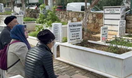 Fatma Girik, mezarı başında anıldı