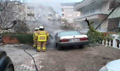 Havranda araç yangınına itfaiye müdahale etti