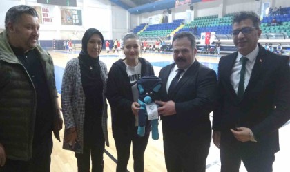 İşitme Engelliler Futsal Türkiye Şampiyonası Kütahyada başladı