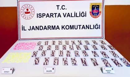 Ispartada jandarmadan 2024te 43 uyuşturucu operasyonu