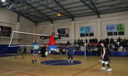 “Kurumlar Arası Voleybol Turnuvası” sona erdi