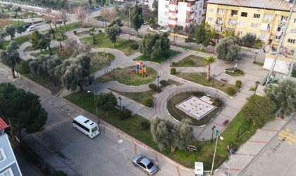 Nazillideki yeşil alanlarda temizlik ve bakım çalışması sürüyor