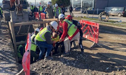 Osmaniyede altyapı çalışmasında göçük ve baygınlık tatbikatı gerçekleştirildi