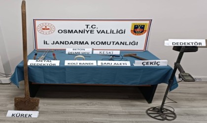 Osmaniyede kaçak kazı yapan 4 kişi suçüstü yakalandı