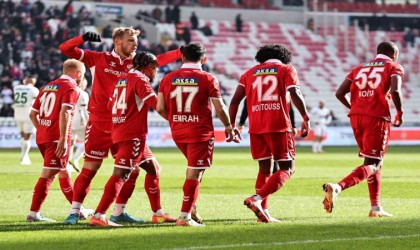 Sivasspor 3 puan hasretine son vermek istiyor