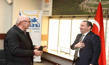 Sultanbeyli Belediye Başkan Ali Tombaşın Halk Gününe yoğun ilgi