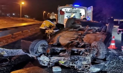 Takla atan otomobilin hurdaya döndüğü kazada 23 yaşındaki genç yaralandı