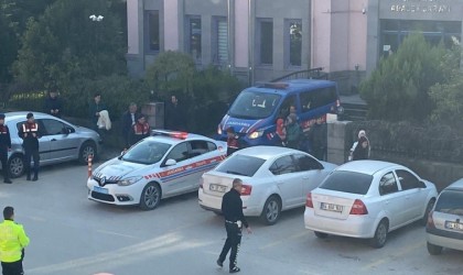 Tartıştığı kardeşini beylik tabancasıyla vuran emekli polis tutuklandı